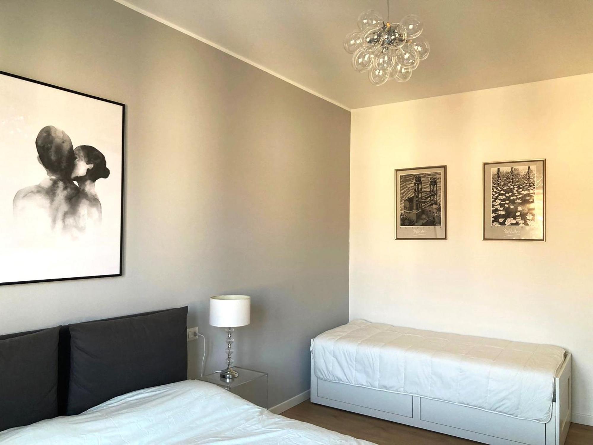 Bilocale Moderno - Lorenteggio 145 Apartment *